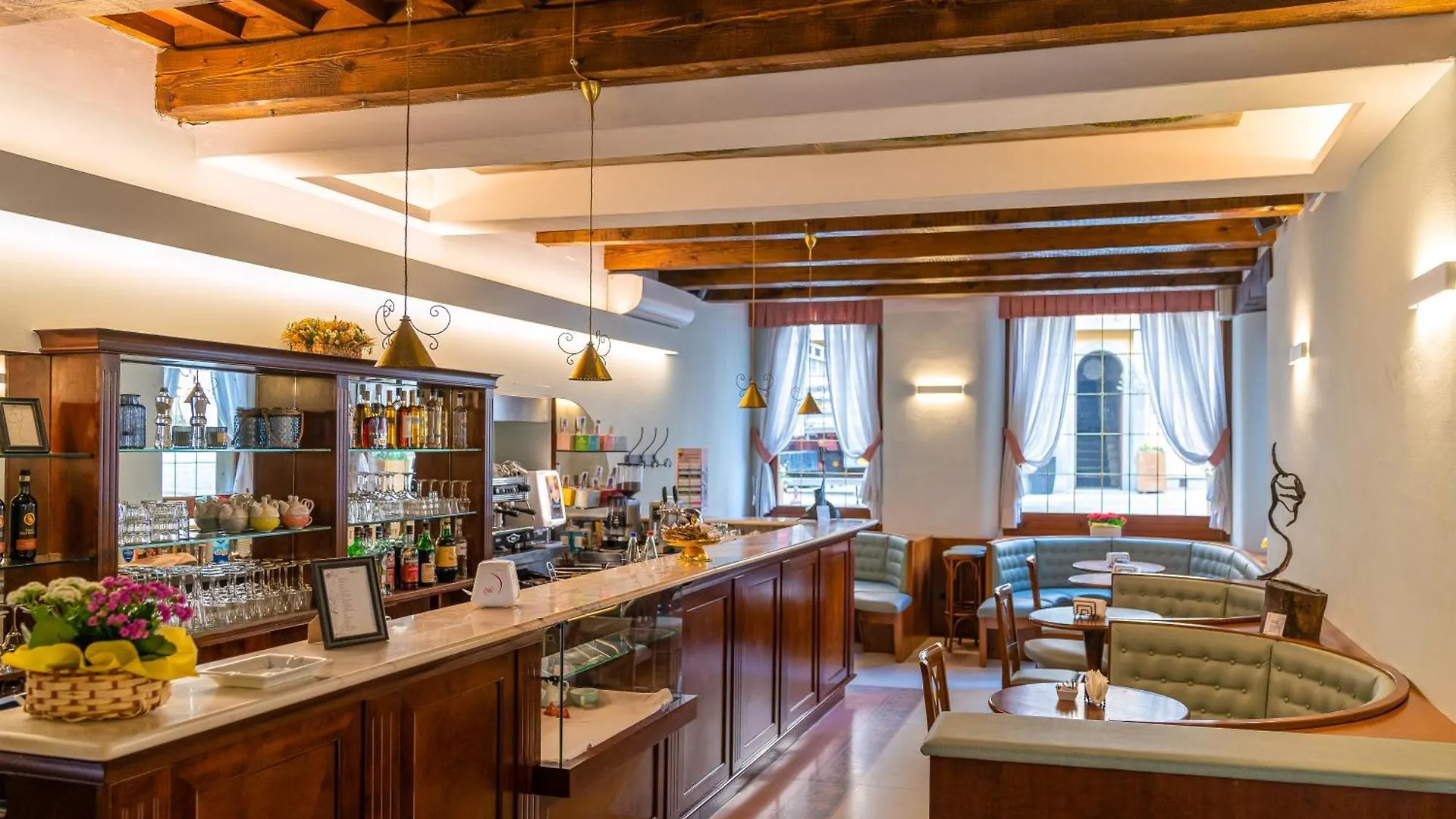 Albergo Falterona Stia 3*,  Italië